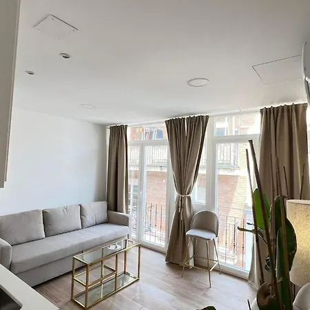 Hermoso Apartamento En Centro Granada